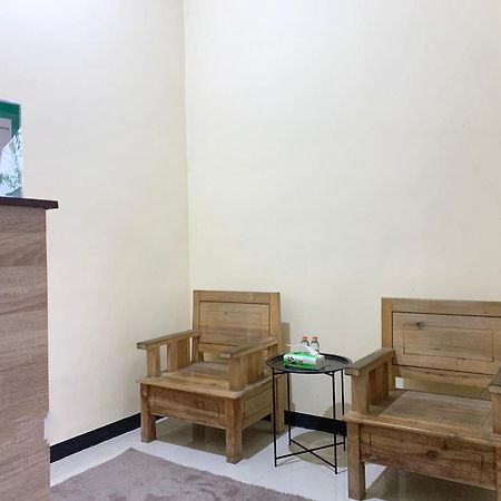 Offspring Ijen Hostel Banyuwangi Exterior photo